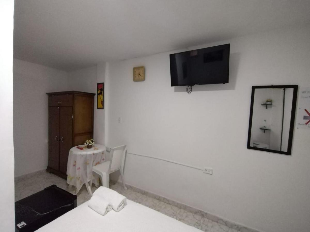Habitacion Cerca De La Universidad Del Sinu Cartagena Buitenkant foto